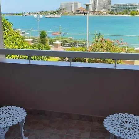 Fisherman'S Point Aparthotel
